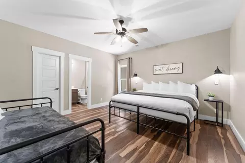 Bedroom - 440 Lake Front Dr, Branson, MO 65616 photo 18 of 19