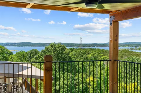 View/Area - 440 Lake Front Dr, Branson, MO 65616 photo 1 of 10