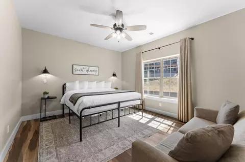 Bedroom - 440 Lake Front Dr, Branson, MO 65616 photo 17 of 19