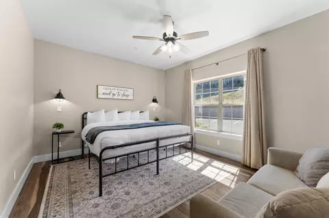Bedroom - 440 Lake Front Dr, Branson, MO 65616 photo 4 of 19