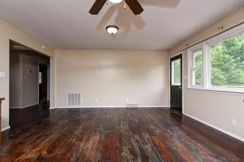 801 N 11th Ave, Ozark, MO 65721 photo 14