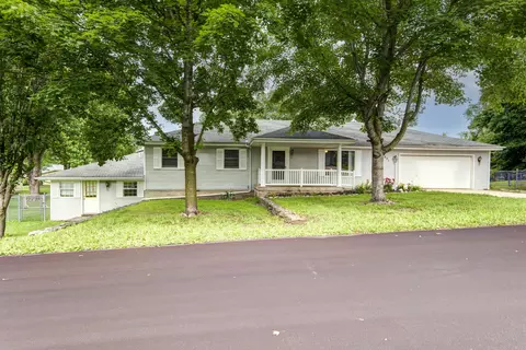 801 N 11th Ave, Ozark, MO 65721 photo 2