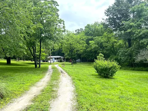 1615 E 562nd Rd, Brighton, MO 65617 photo 1