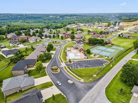 1257 W Gaslight Dr, Springfield, MO 65810 photo 42