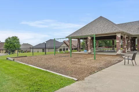 1257 W Gaslight Dr, Springfield, MO 65810 photo 41