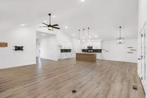 1257 W Gaslight Dr, Springfield, MO 65810 photo 6