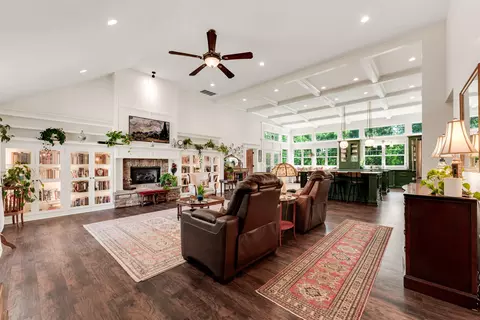 2029 Moon Valley Rd, Ozark, MO 65721 photo 6