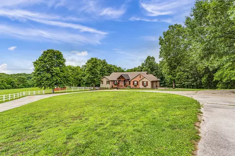2029 Moon Valley Rd, Ozark, MO 65721 photo 2