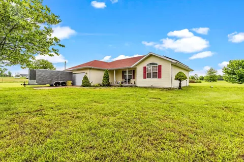 1640 E 541st Rd, Brighton, MO 65617 photo 1
