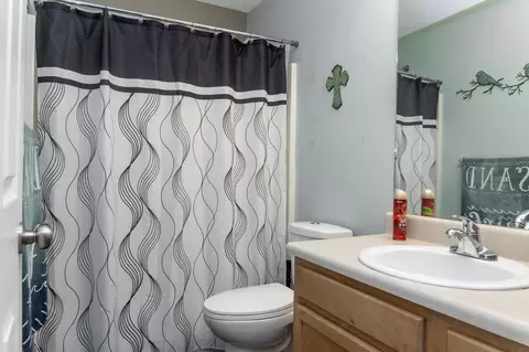 4413 N Branavy Ave, Springfield, MO 65803 photo 24