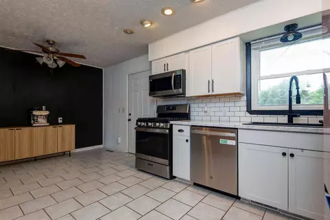 701 Spruce St, Nixa, MO 65714 photo 9