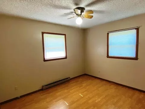 1208 Oak Ridge Dr, Aurora, MO 65605 photo 14