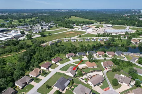 455 Holts Lake Dr, Branson, MO 65616 photo 5