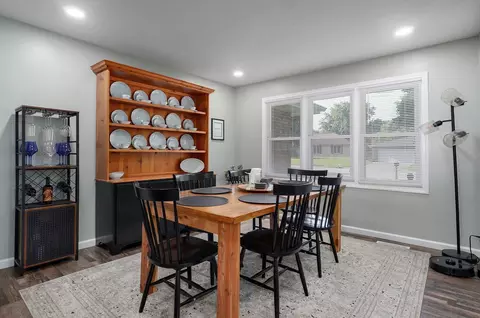 1325 E Lakewood St, Springfield, MO 65804 photo 7