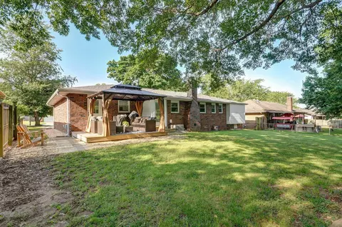 1325 E Lakewood St, Springfield, MO 65804 photo 29