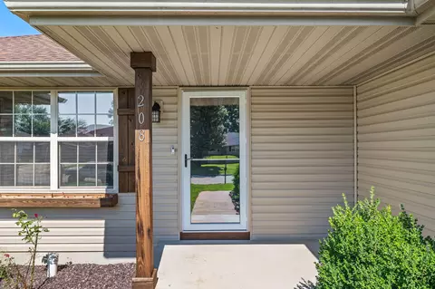 208 Dixie Ave, Clever, MO 65631 photo 3