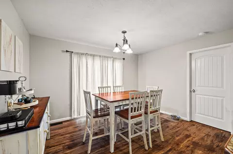 208 Dixie Ave, Clever, MO 65631 photo 12