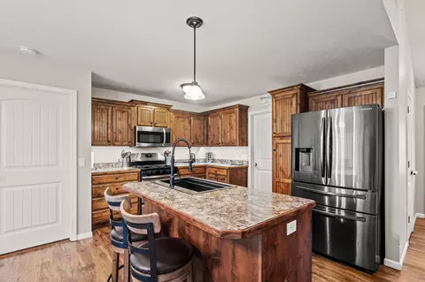 208 Dixie Ave, Clever, MO 65631 photo 9