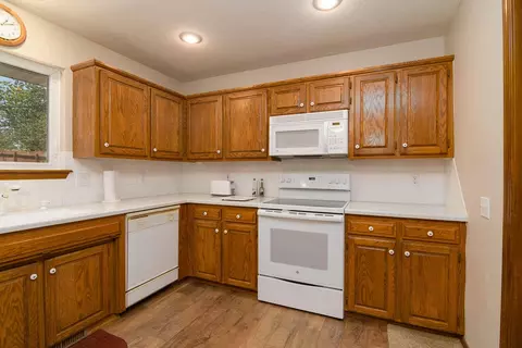 5071 S Wanda Gray Ave, Springfield, MO 65810 photo 9