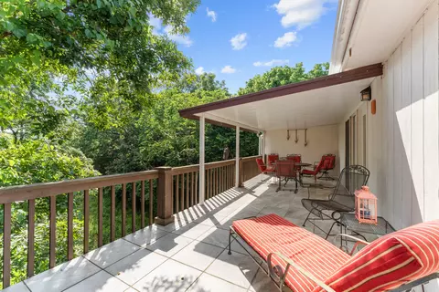 Exterior - 200 Eagle Pointe Dr, Branson, MO 65616 photo 3 of 3