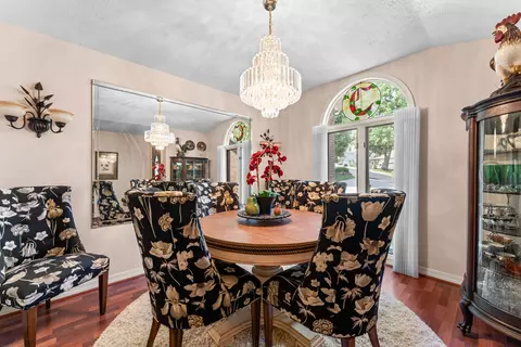 Dining - 200 Eagle Pointe Dr, Branson, MO 65616 photo 1 of 2