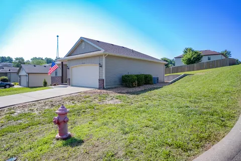 1304 Nettle Ct, Ozark, MO 65721 photo 7