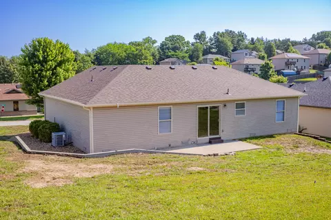 1304 Nettle Ct, Ozark, MO 65721 photo 3