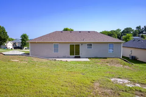 1304 Nettle Ct, Ozark, MO 65721 photo 6