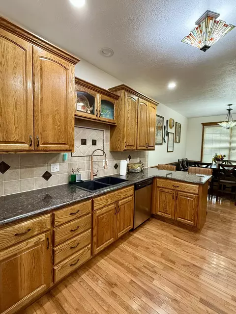 705 E Meramec Ln, Nixa, MO 65714 photo 16