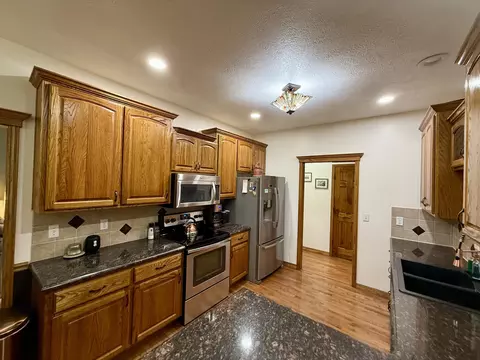705 E Meramec Ln, Nixa, MO 65714 photo 13