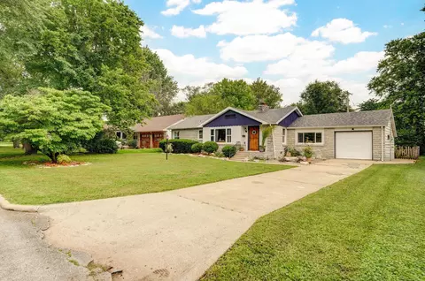 1040 E Kingsbury St, Springfield, MO 65807