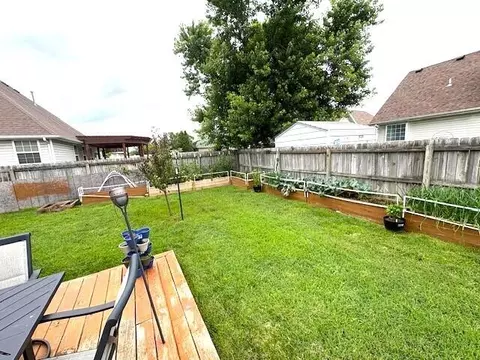 106 Penzance St, Monett, MO 65708 photo 8