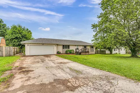 3706 Claude Rd, Nixa, MO 65714 photo 2