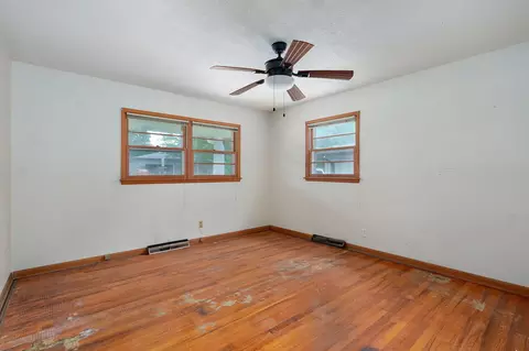1415 S Sieger Dr, Springfield, MO 65804 photo 8