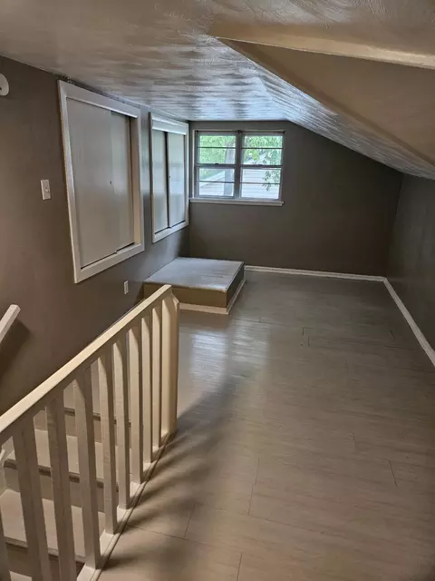 1955 S Fort Ave, Springfield, MO 65807 photo 18