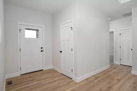 1442 N Collins Dr, Republic, MO 65738 photo 5