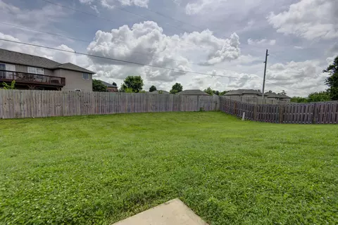 4528 Somerset Dr, Battlefield, MO 65619 photo 24