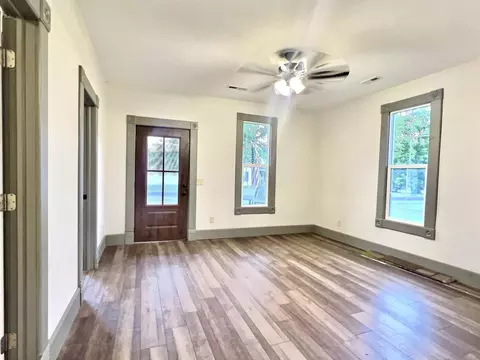 908 3rd St, Monett, MO 65708 photo 3
