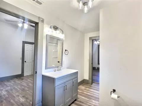 908 3rd St, Monett, MO 65708 photo 8