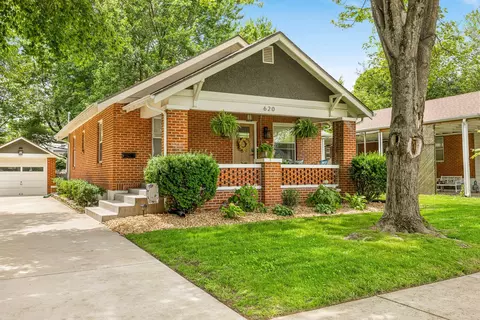 620 E Stanford St, Springfield, MO 65807