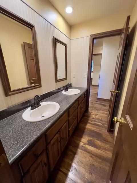 1724 E Buena Vista St, Springfield, MO 65804 photo 45