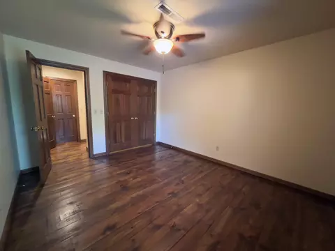 1724 E Buena Vista St, Springfield, MO 65804 photo 54