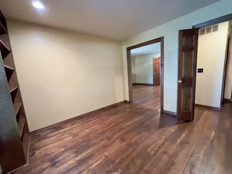 1724 E Buena Vista St, Springfield, MO 65804 photo 29