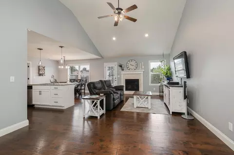 1925 E Costa Mesa Ct, Ozark, MO 65721 photo 6