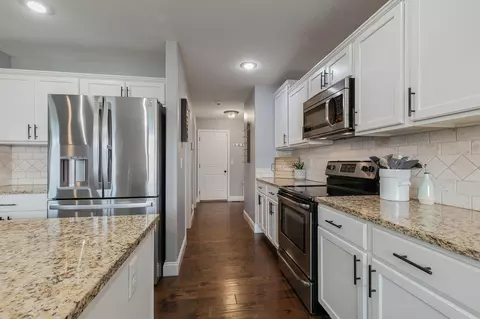 1925 E Costa Mesa Ct, Ozark, MO 65721 photo 8