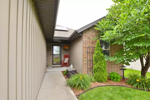1925 E Costa Mesa Ct, Ozark, MO 65721 photo 3