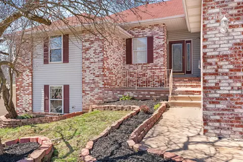 3069 S Palisades Dr, Springfield, MO 65807 photo 2