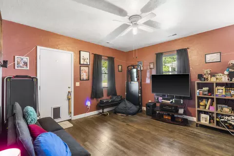 1117 E Locust St, Springfield, MO 65803 photo 8