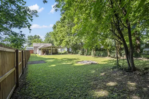 1117 E Locust St, Springfield, MO 65803 photo 17