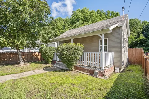 1117 E Locust St, Springfield, MO 65803 photo 2